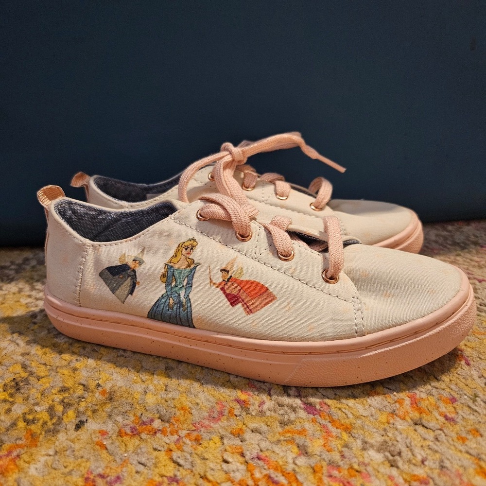 TOMS Disney Sleeping Beauty Aurora Canvas Shoes - Kids Size 1 Sneakers
